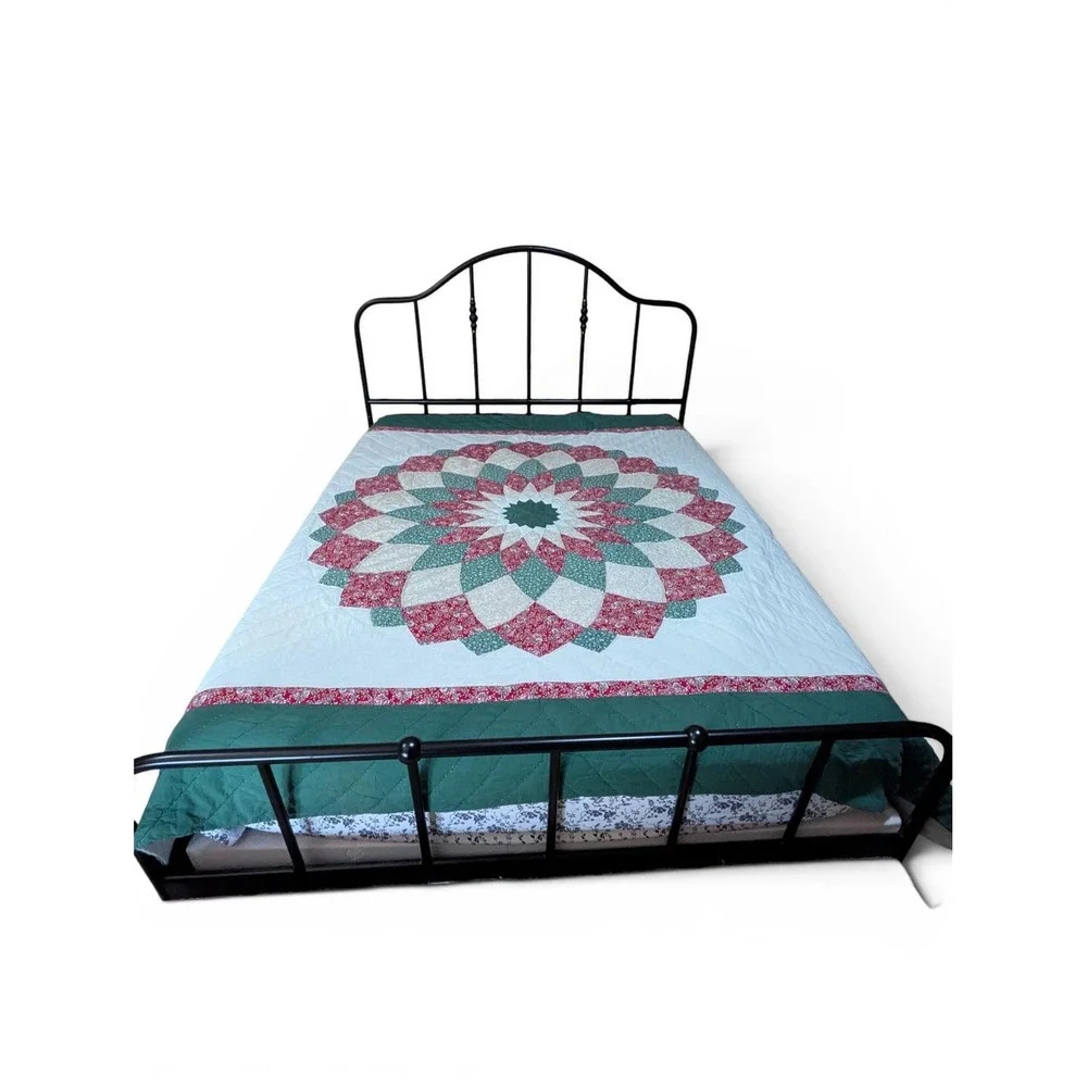 Vintage Handmade Floral Medallion Quilt 83x84 Cottagecore Bedding